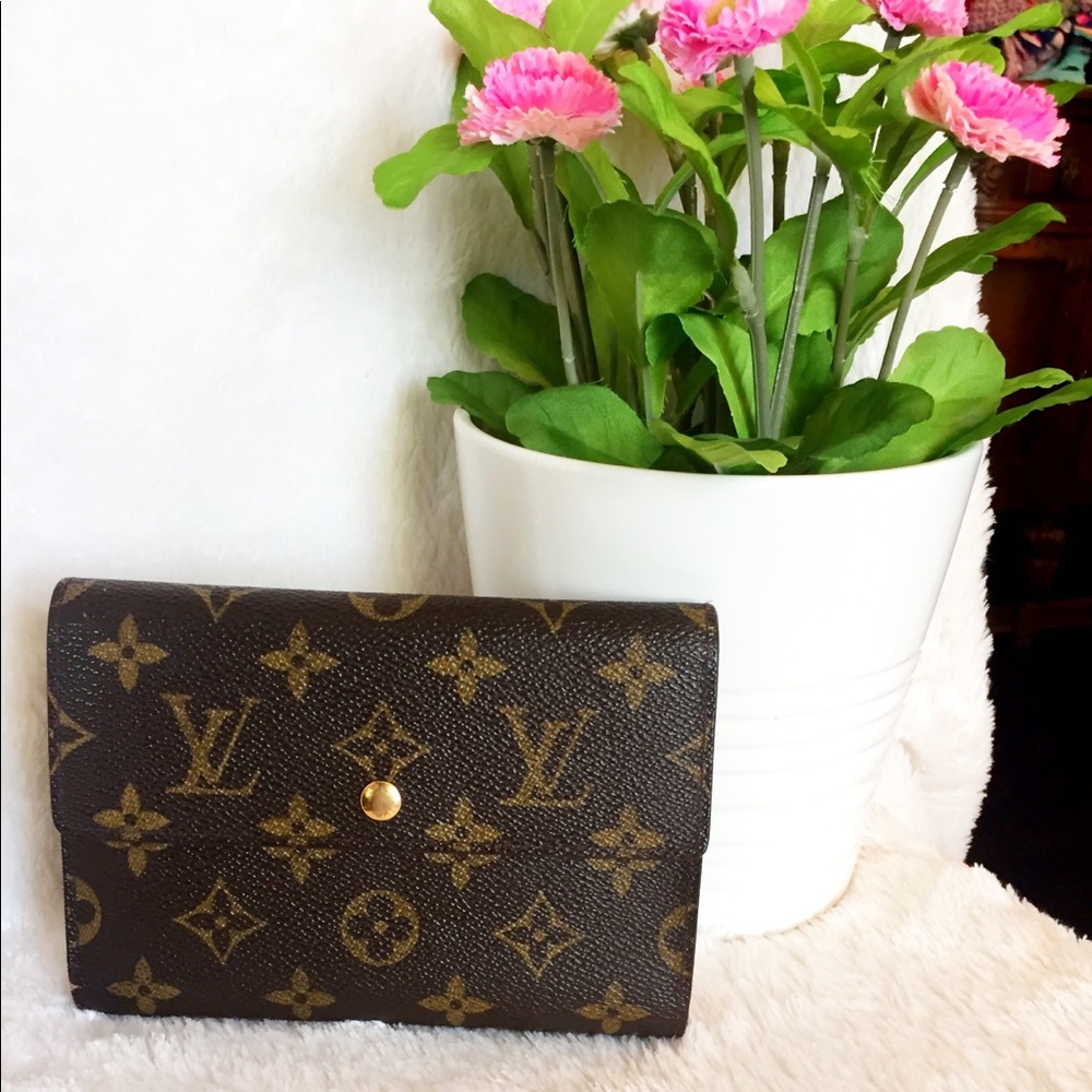 Authentic vintage Louis Vuitton wallet